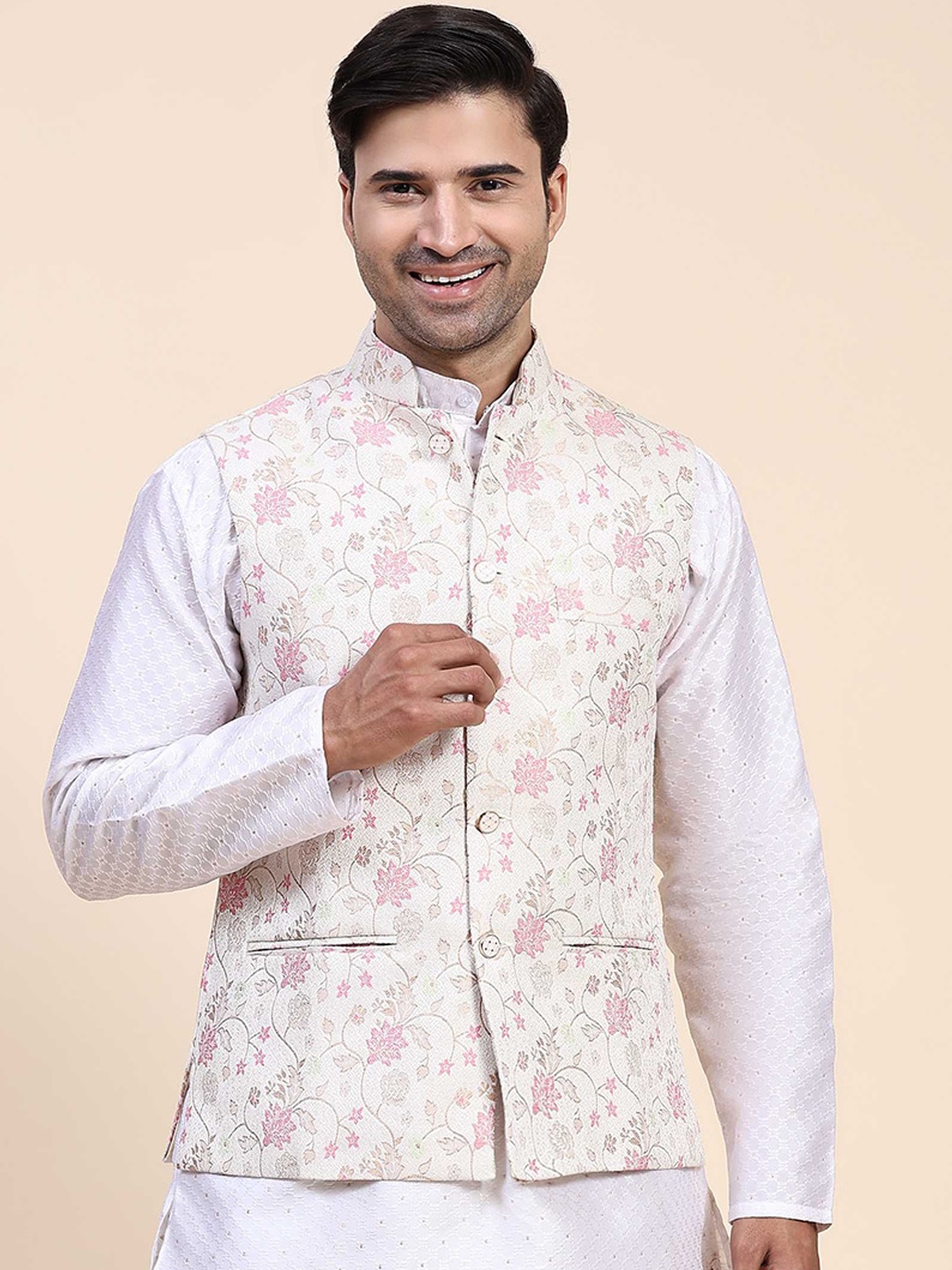 

Aanys Culture Woven Design Mandarin Collar Sleeveless Satin Nehru Jacket, Cream