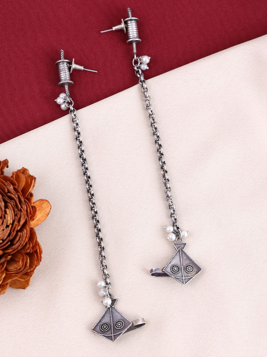 

PANASH Silver-Plated Contemporary Tasselled Drop Earrings