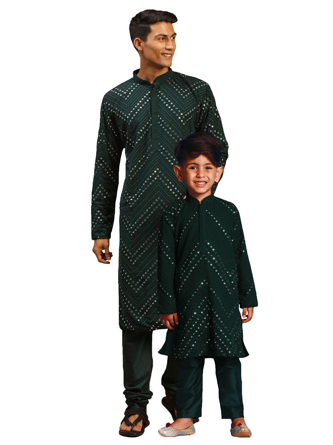 

VASTRAMAY Boys Embroidered Regular Mirror Work Kurta & Pyjamas, Green