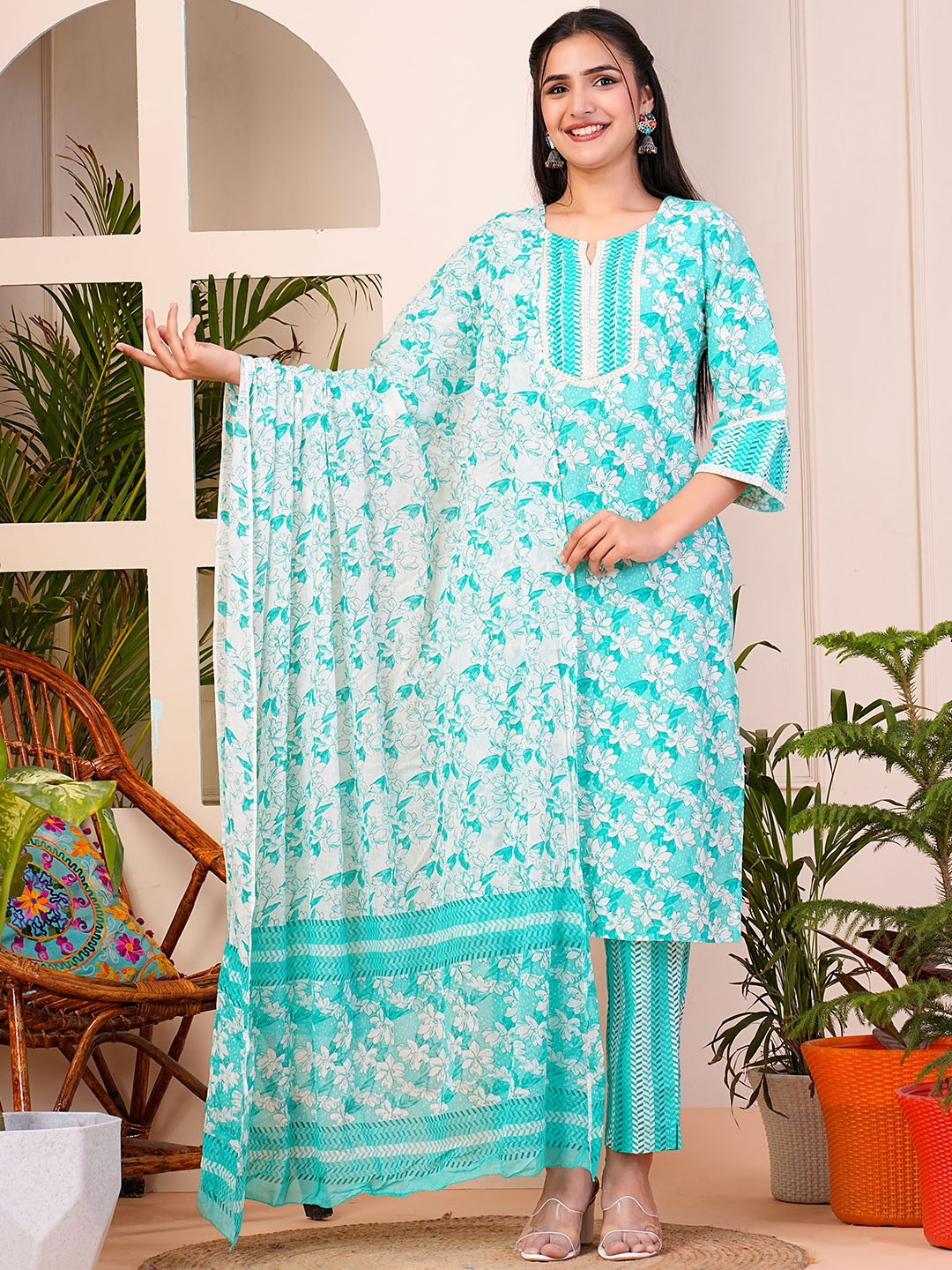 

SIGNORIA Floral Printed Thread Work Pure Cotton Straight Kurta With Trousers & Dupatta, Green