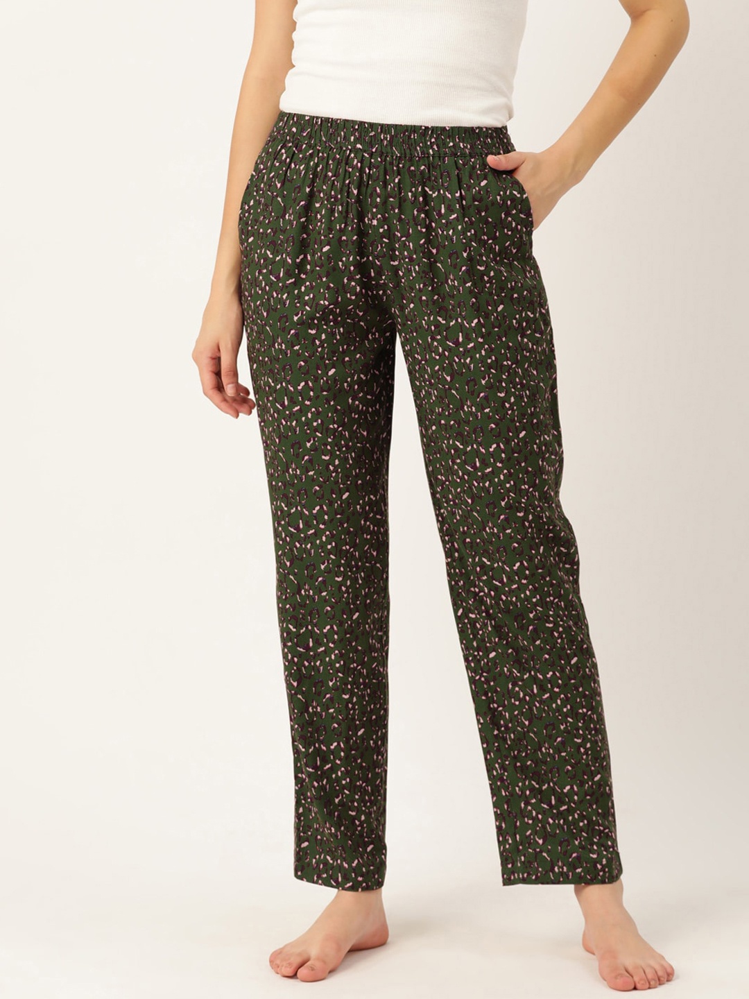 

Rue Collection Women Printed Pure Cotton Lounge Pants, Green