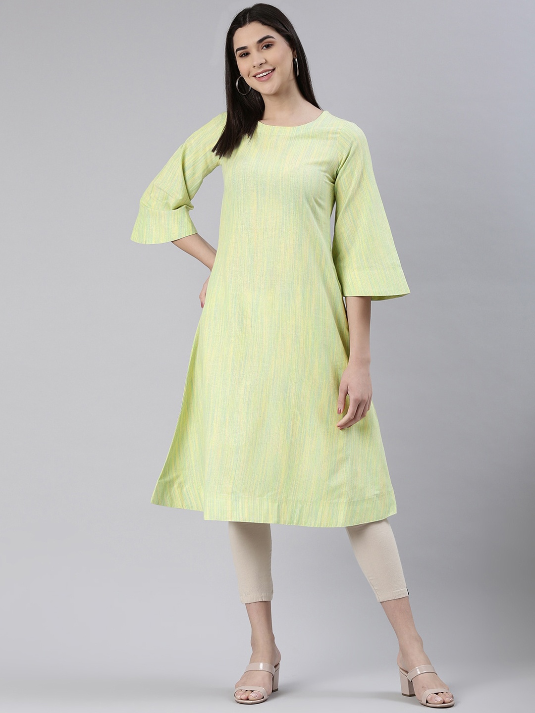 

HRITIKA Striped Three-Quarter Sleeves A-Line Cotton Kurta, Green