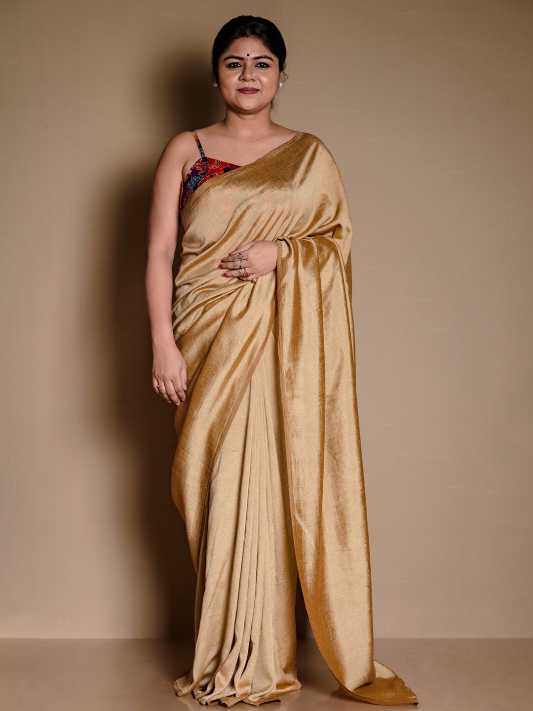 

SARIKA Pure Crushed Chiffon Saree, Beige