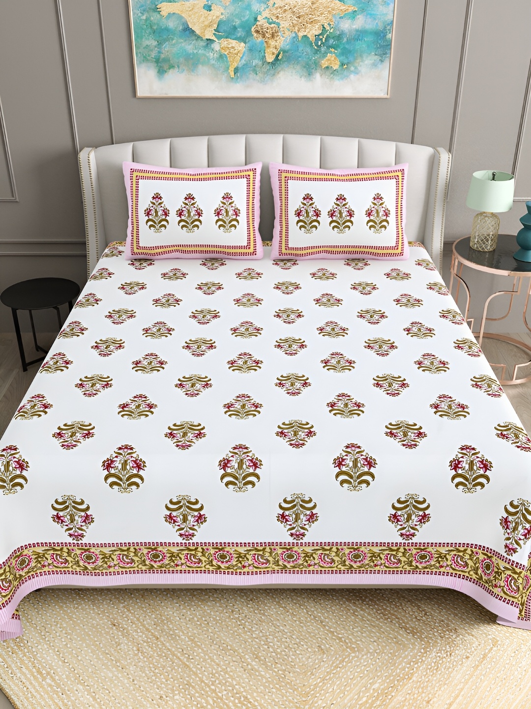 

BELLA CASA White & Pink Floral Printed Cotton 180 TC King Bedsheet With 2 Pillow Covers