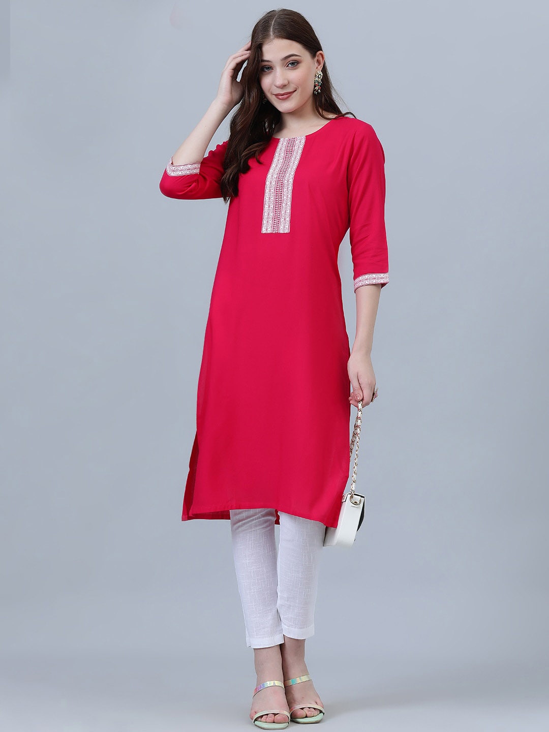 

SHOOLIN Ethnic Motifs Printed Regular Kurta With Trouser, Pink