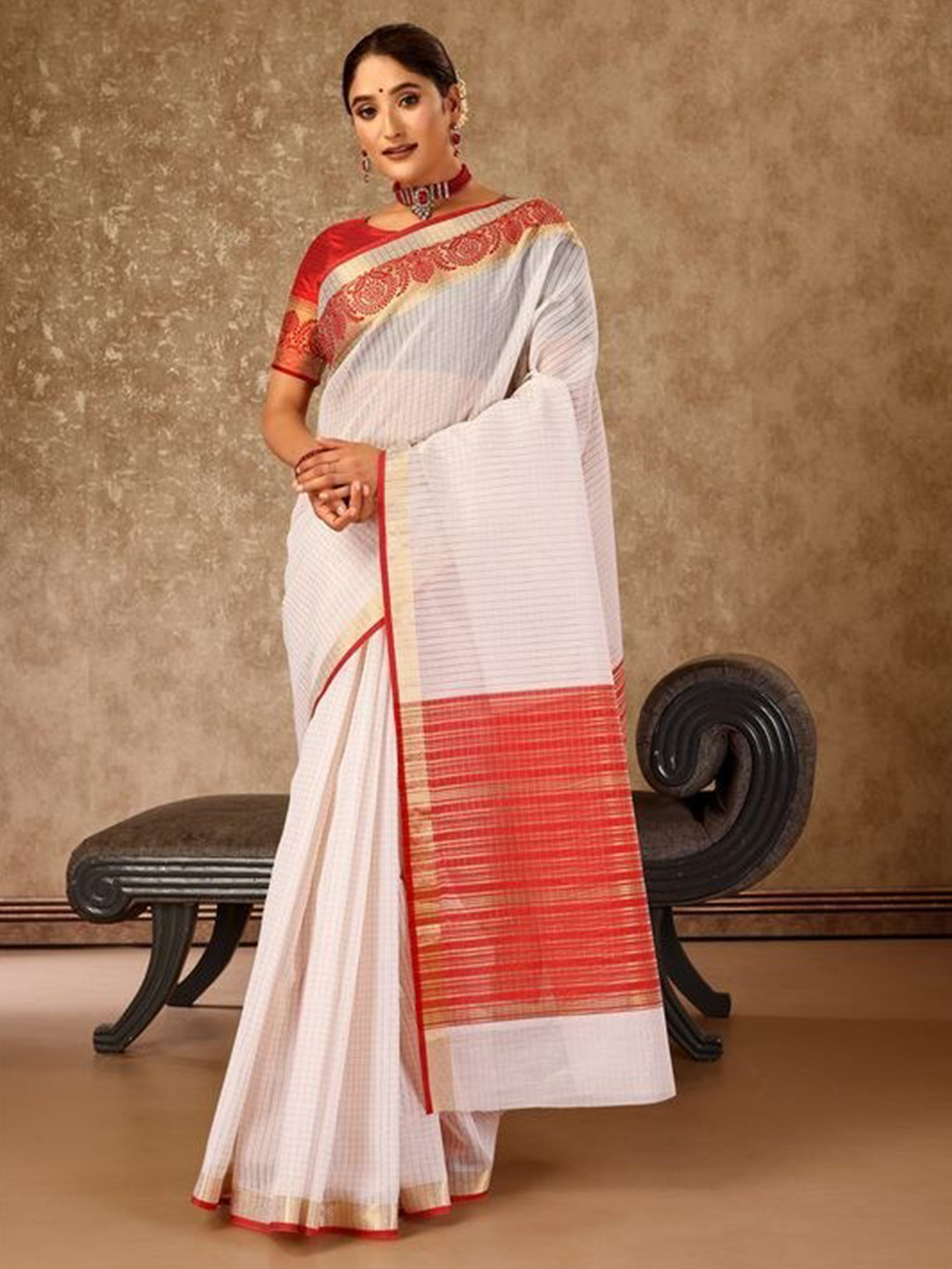 

Mitera Ethnic Striped Silk Cotton Banarasi Saree, White