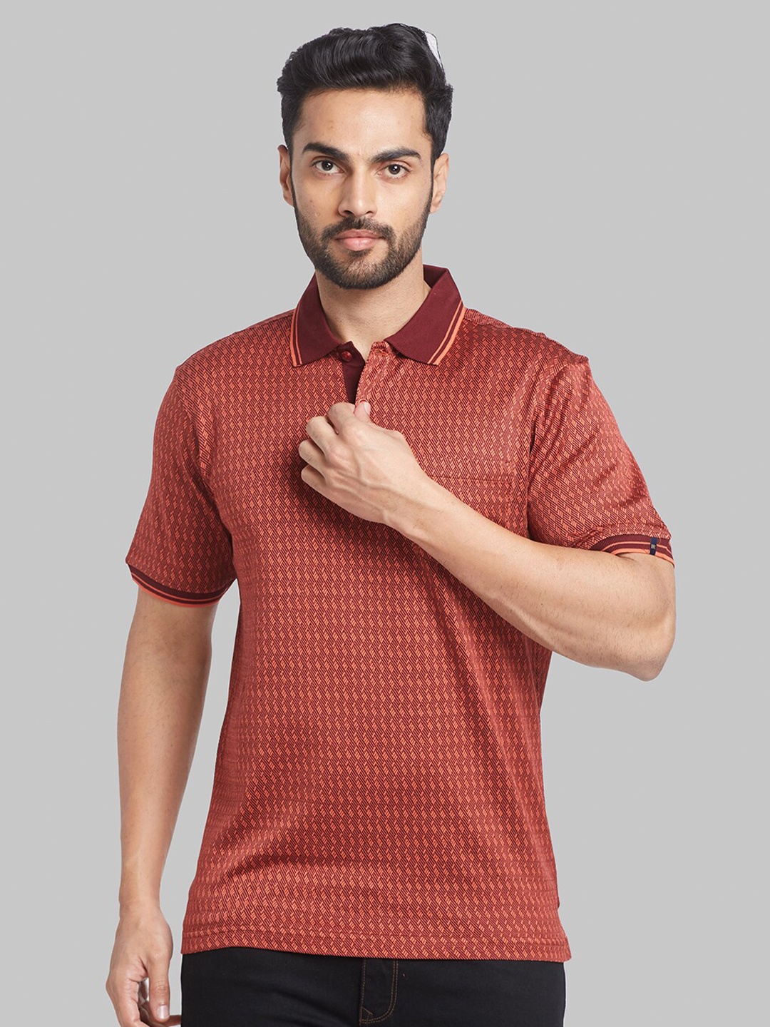 

Raymond Woven Design Pure Cotton Contemporary Fit Tshirt, Brown