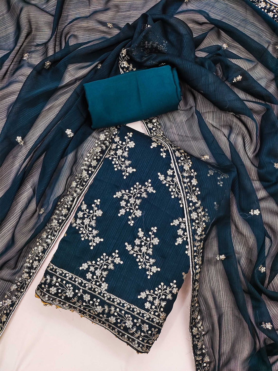 

Panzora Embroidered Unstitched Dress Material, Teal
