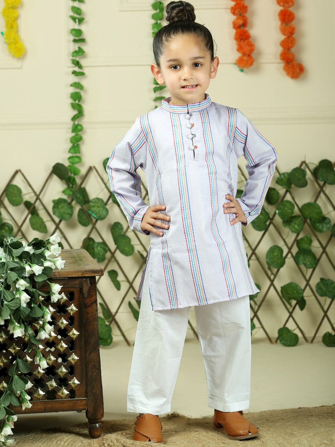 

JUNITOS Boys Striped Regular Pure Cotton Kurta with Pyjamas, Purple