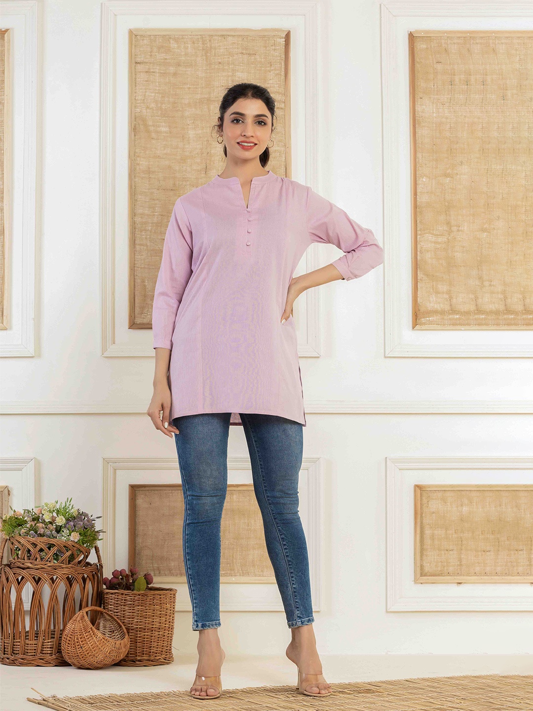 

Do Dhaage Mandarin Collar Cotton A-Line Kurti, Purple