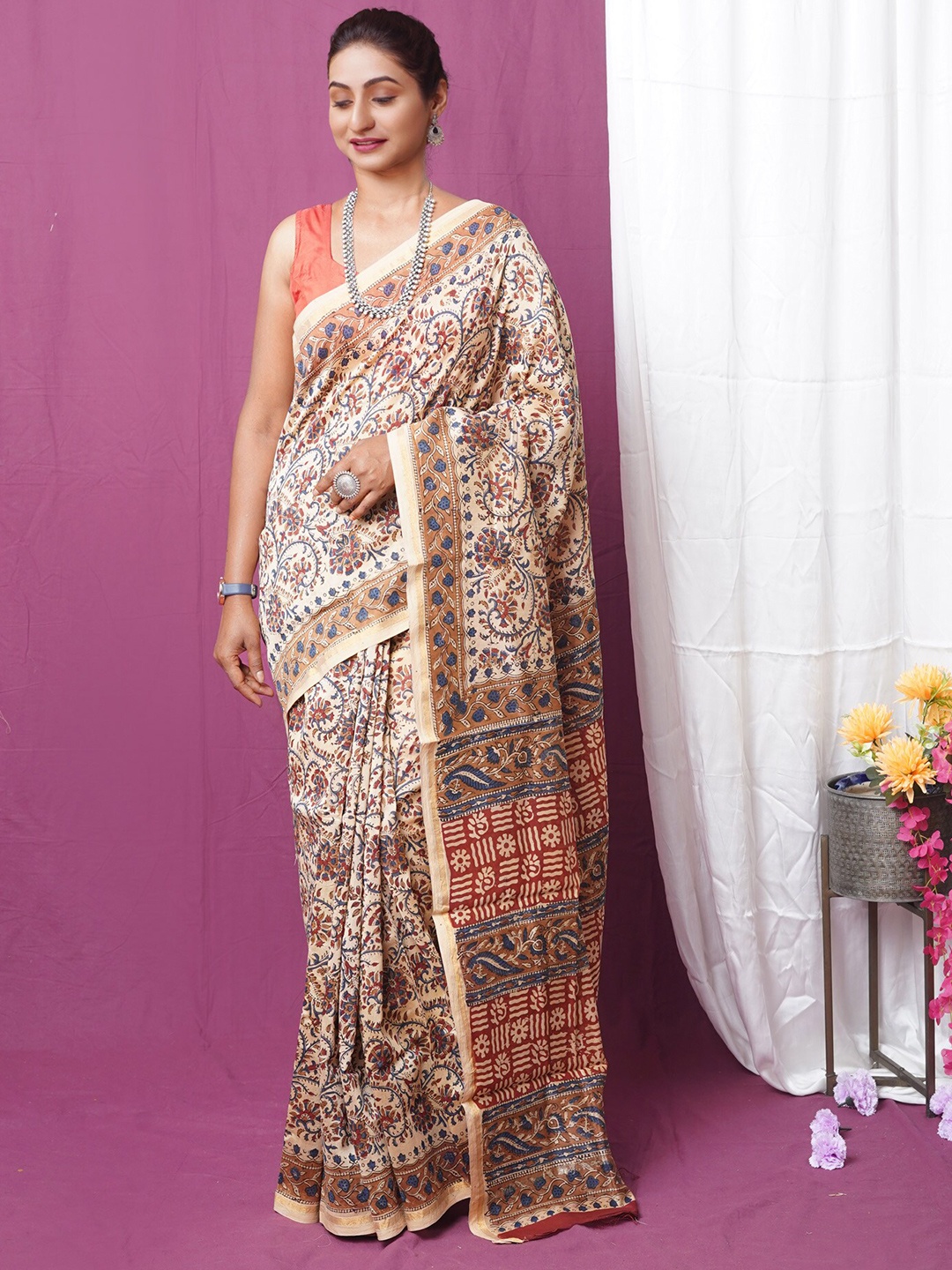 

Unnati Silks Ethnic Motifs Zari Handloom Chanderi Saree, Cream