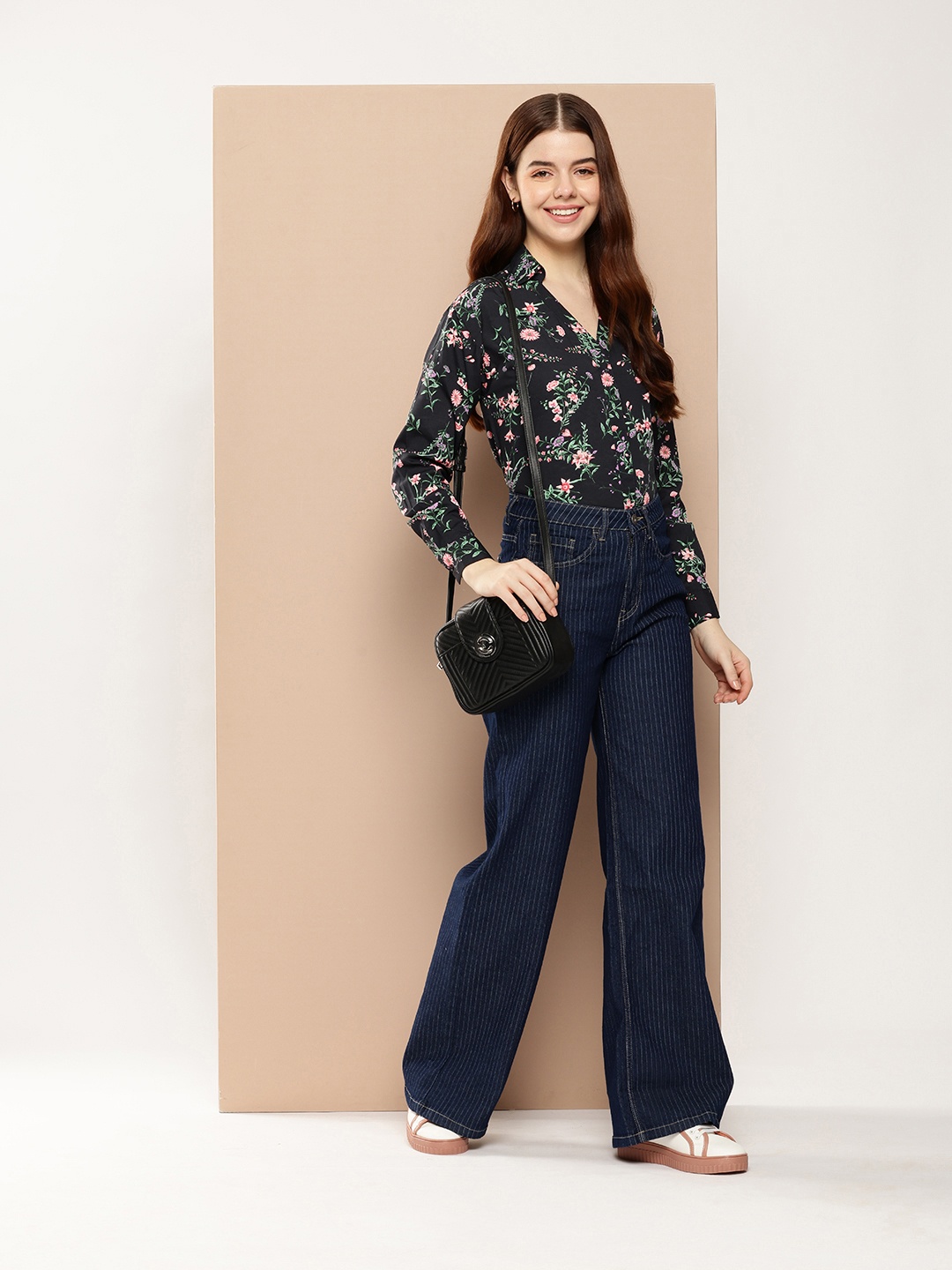 

encore by INVICTUS Floral Printed Opaque Casual Shirt, Black