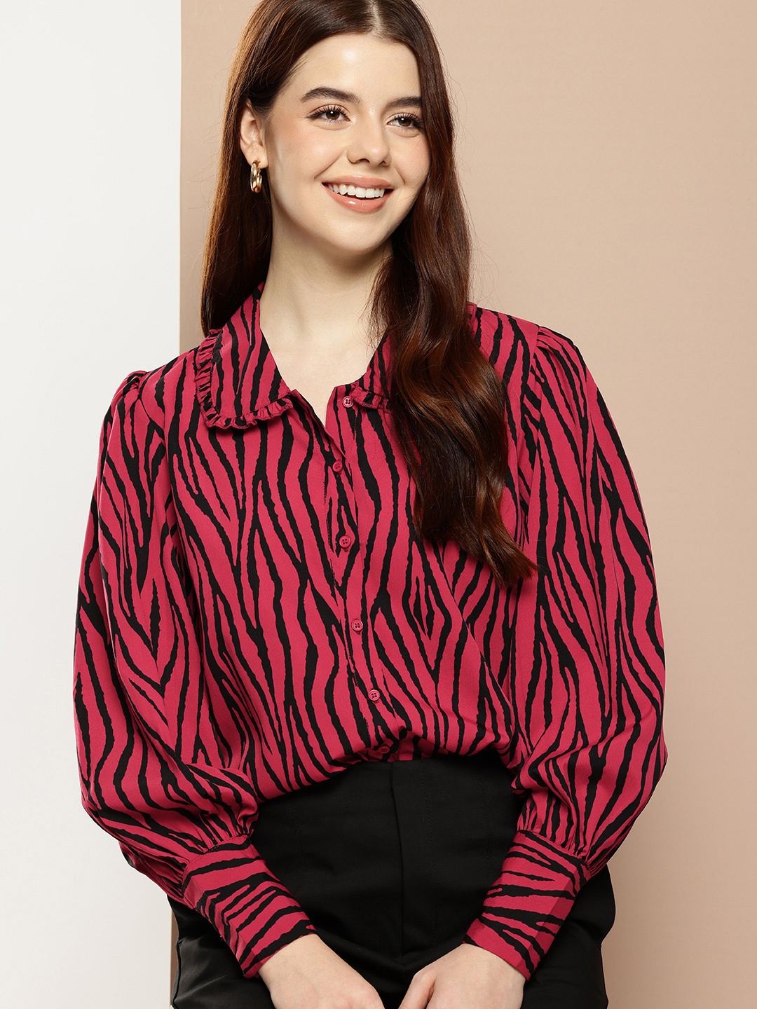 

encore by INVICTUS Zebra Striped Peter Pan Collar Casual Shirt with Cuffed Sleeves, Maroon