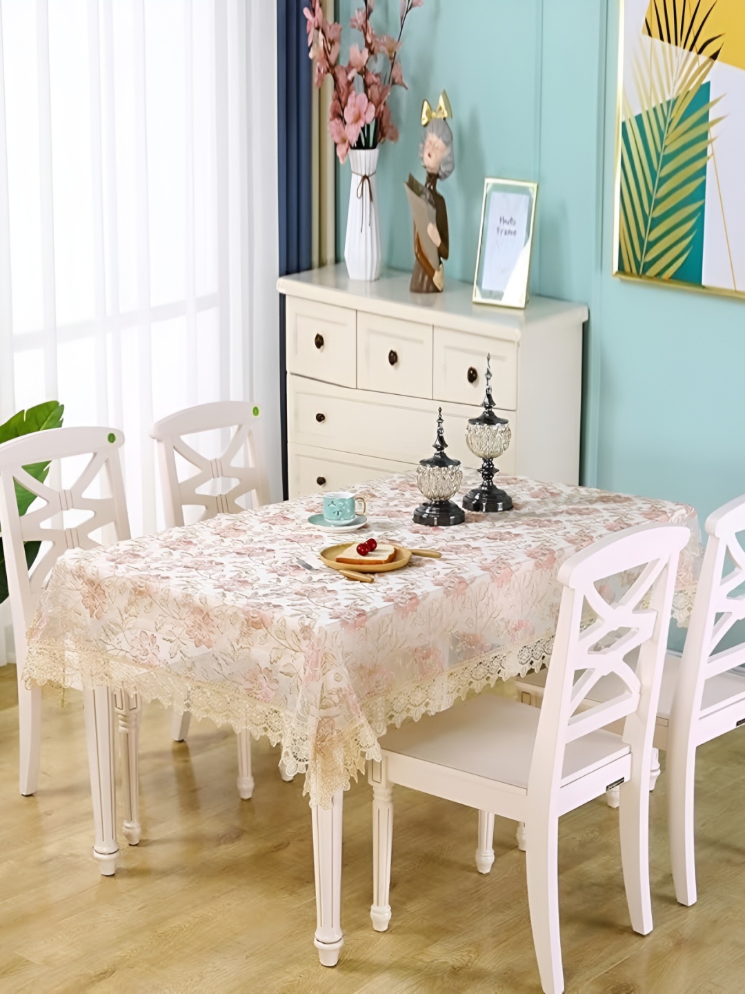 

TANLOOMS Off White & Pink Floral Anti-Skid 6-Seater Table Cover with Embroidered details