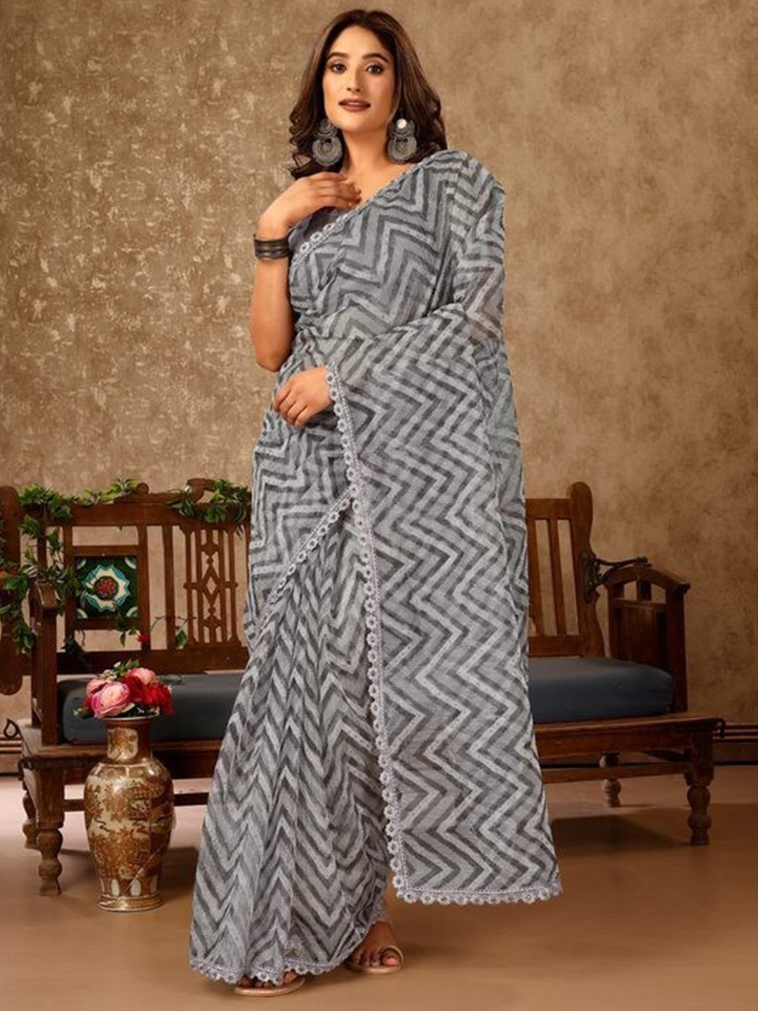 

Indian Women Printed Beads And Stones Ready to Wear Saree, Grey