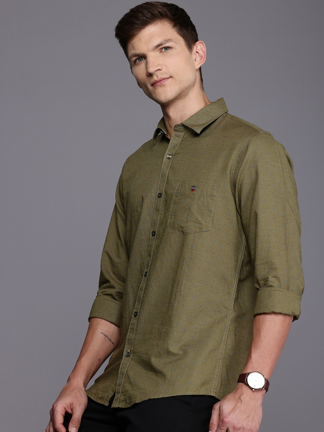 

Louis Philippe Sport Cotton Hemp Slim Fit Opaque Tropical Printed Casual Shirt, Olive