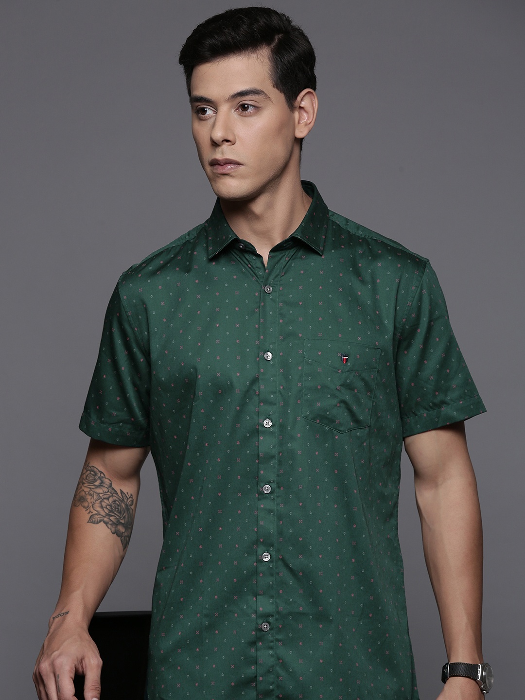 

Louis Philippe Sport Slim Fit Micro Ditsy Printed Pure Cotton Shirt, Green