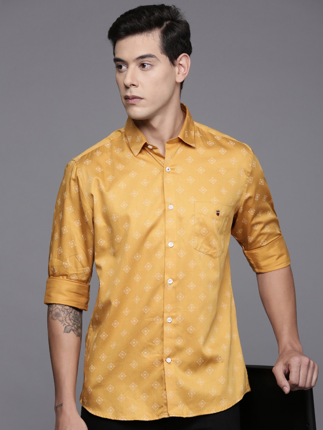 

Louis Philippe Sport Slim Fit Floral Printed Pure Cotton Shirt, Yellow