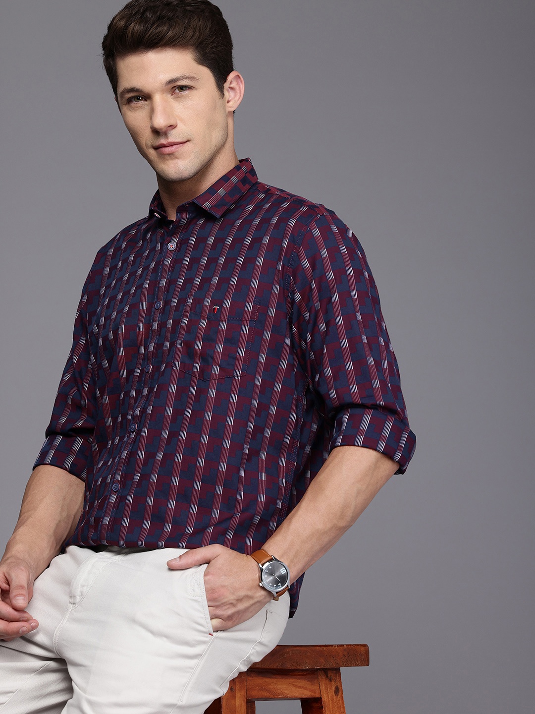 

Louis Philippe Sport Pure Cotton Slim Fit Opaque Printed Casual Shirt, Navy blue