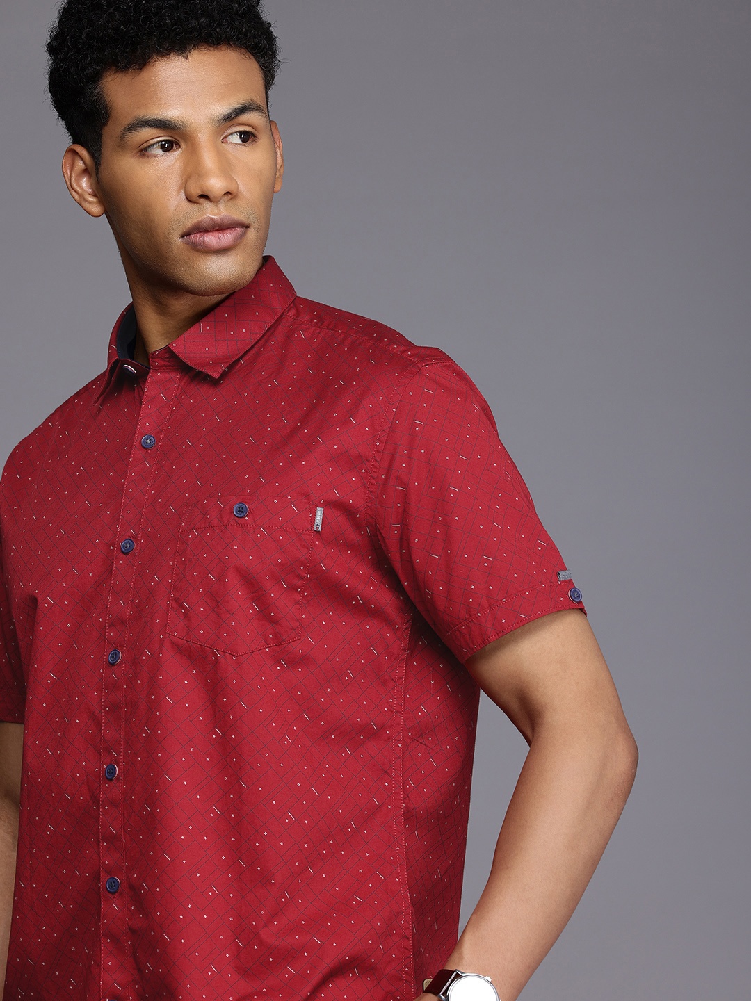 

Louis Philippe Sport Pure Cotton Slim Fit Geometric Printed Casual Shirt, Red