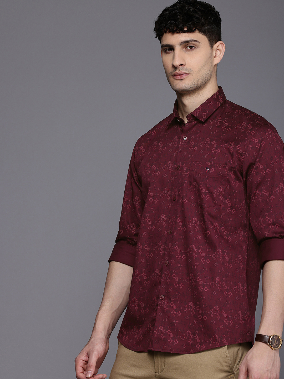 

Louis Philippe Sport Slim Fit Floral Printed Pure Cotton Casual Shirt, Maroon