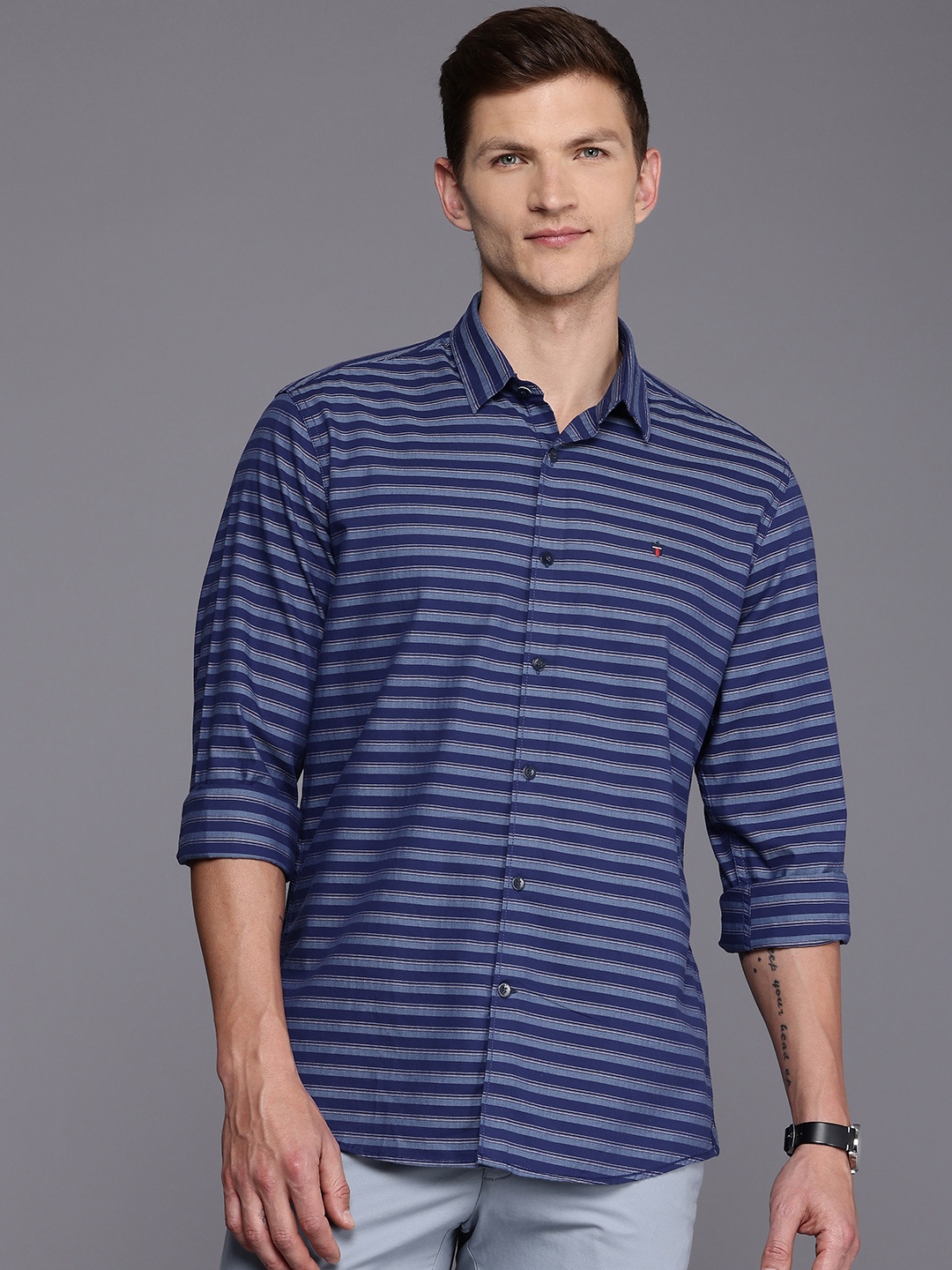 

Louis Philippe Sport Pure Cotton Slim Fit Horizontal Stripes Opaque Casual Shirt, Blue