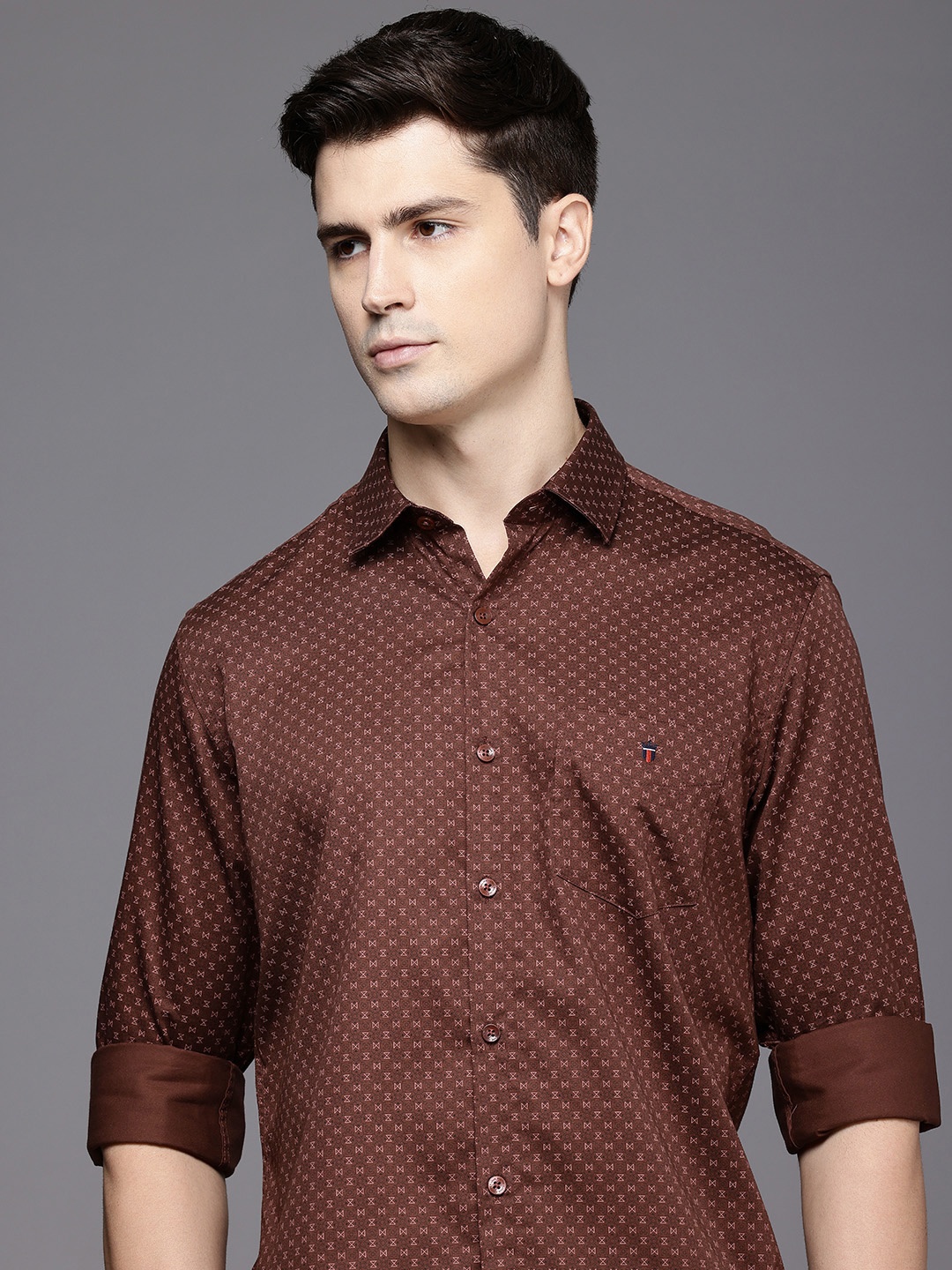 

Louis Philippe Sport Pure Cotton Slim Fit Opaque Printed Casual Shirt, Brown