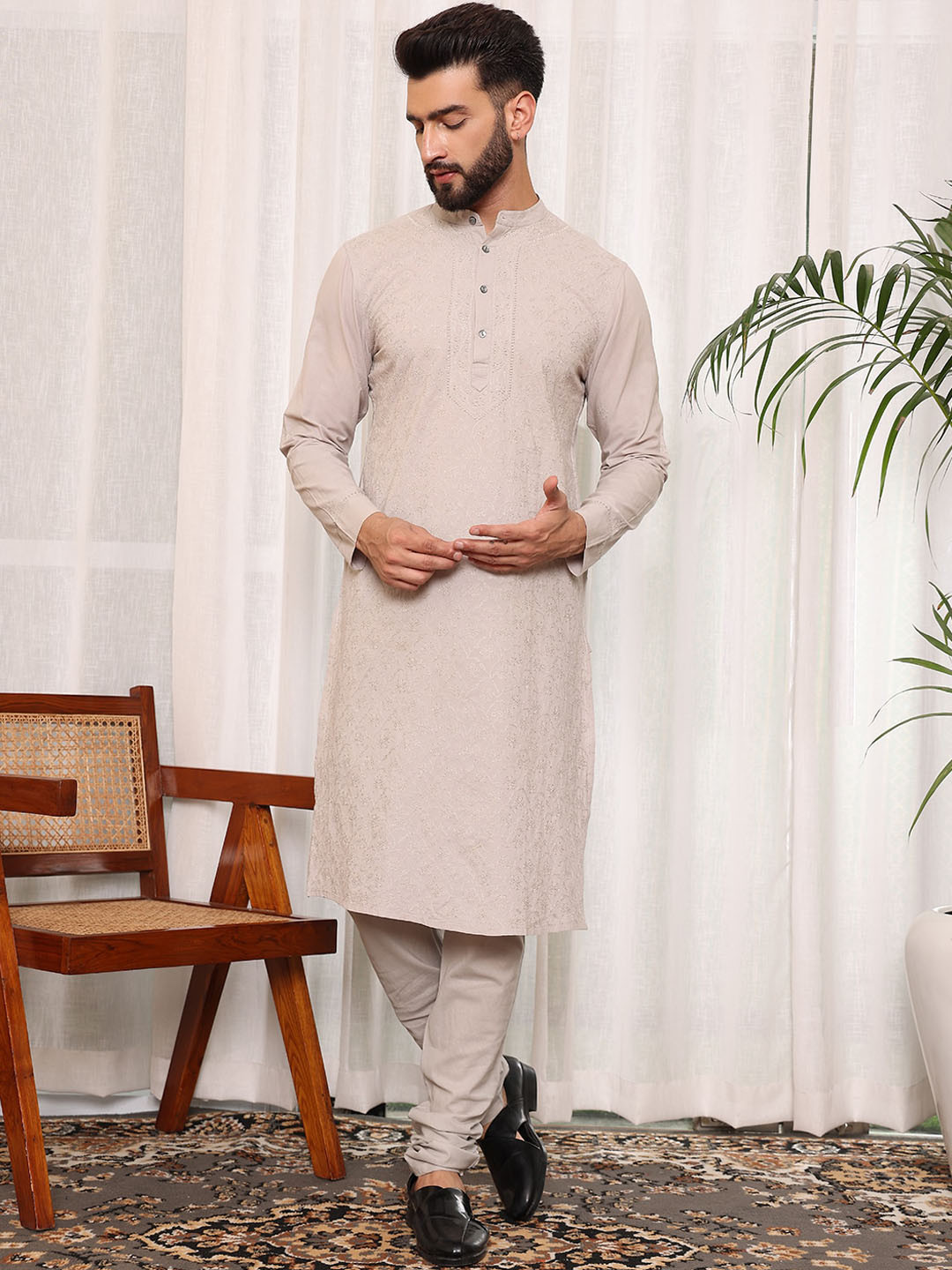 

House of Pataudi Mandarin Collar Embroidered Pure Cotton Straight Kurta With Churidar Set, Grey