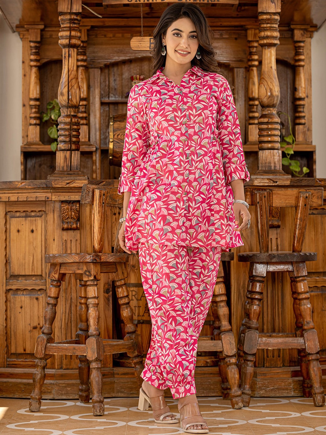 

Yufta Floral Printed Shirt Collar Roll Up Sleeves Pure Cotton Top & Trouser, Pink