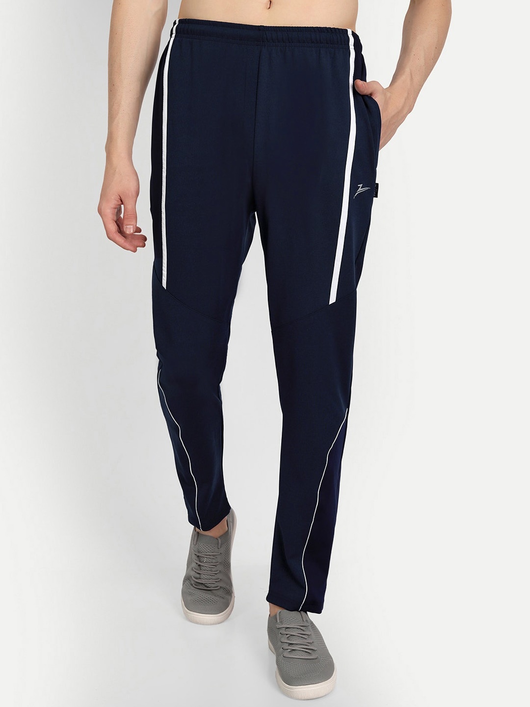 

ZEFFIT Men Striped Track Pants, Navy blue