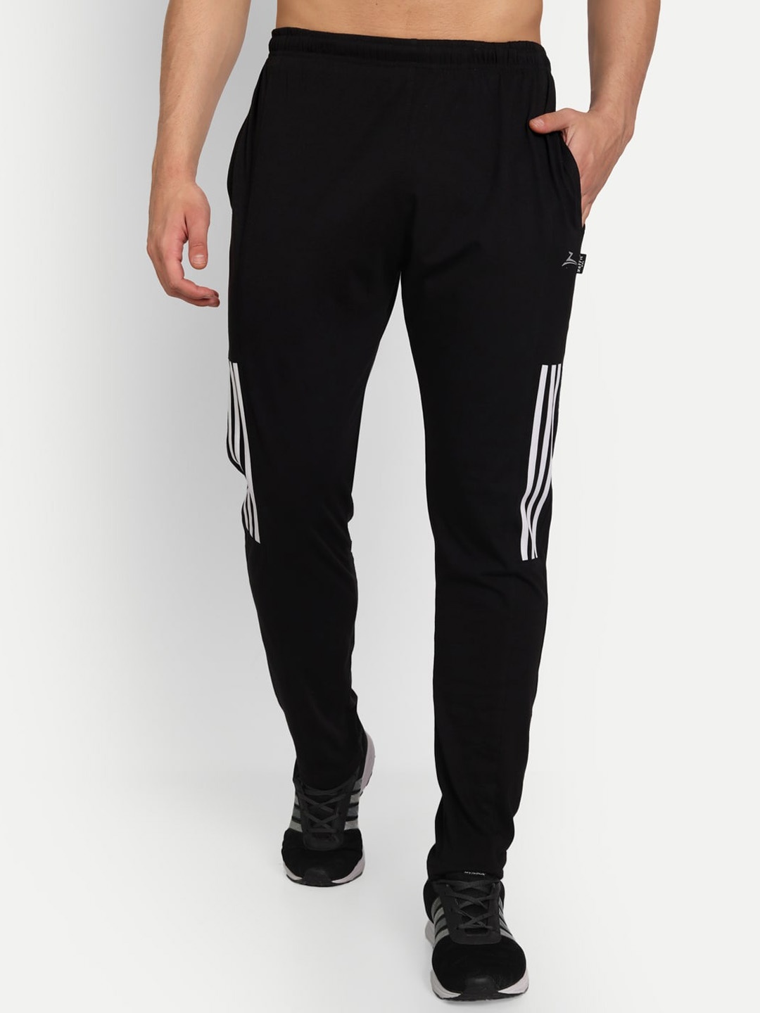 

ZEFFIT Men Mid Rise Track Pants, Black