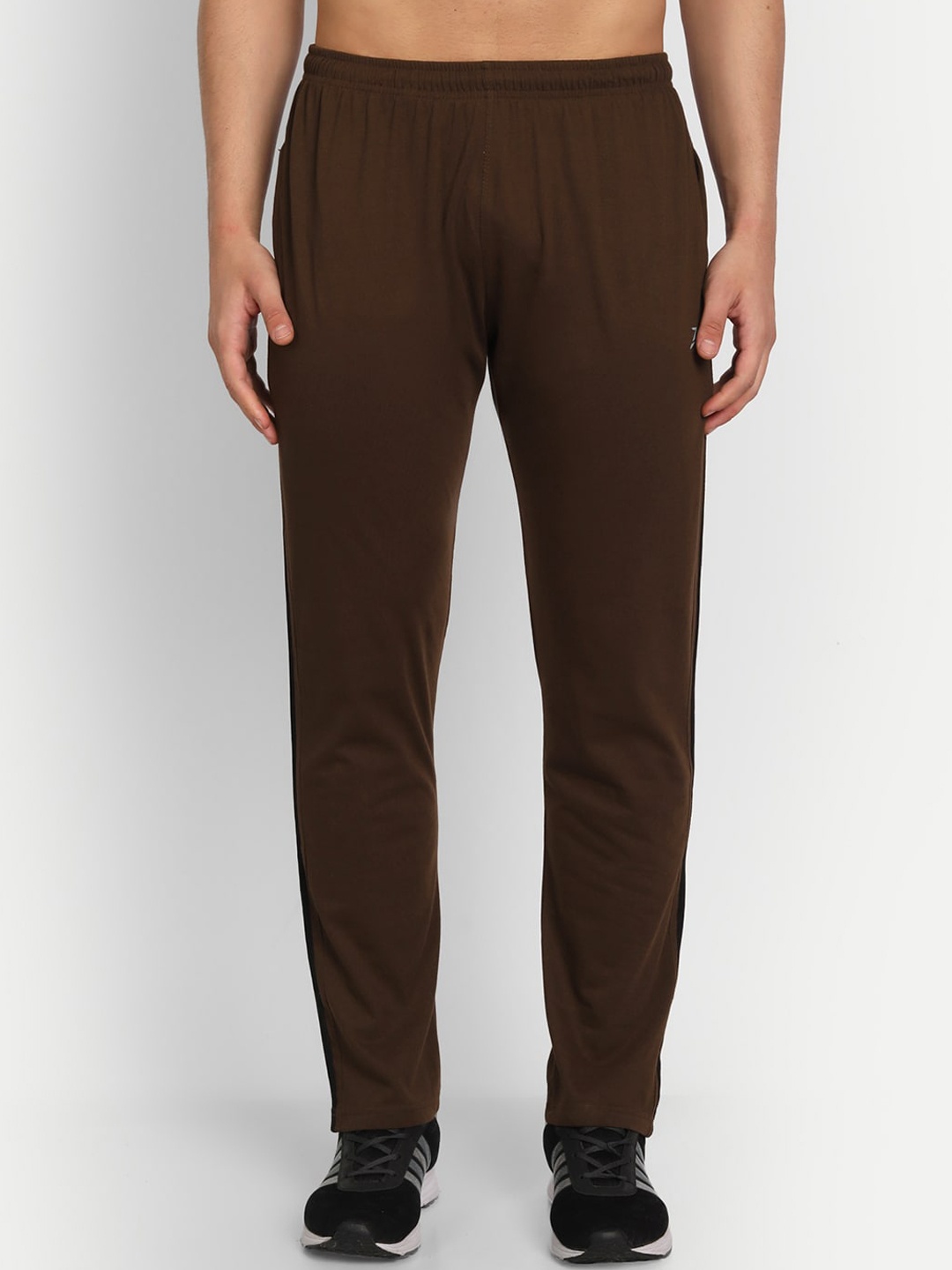 

ZEFFIT Men Striped Cotton Mid-Rise Track Pants, Coffee brown