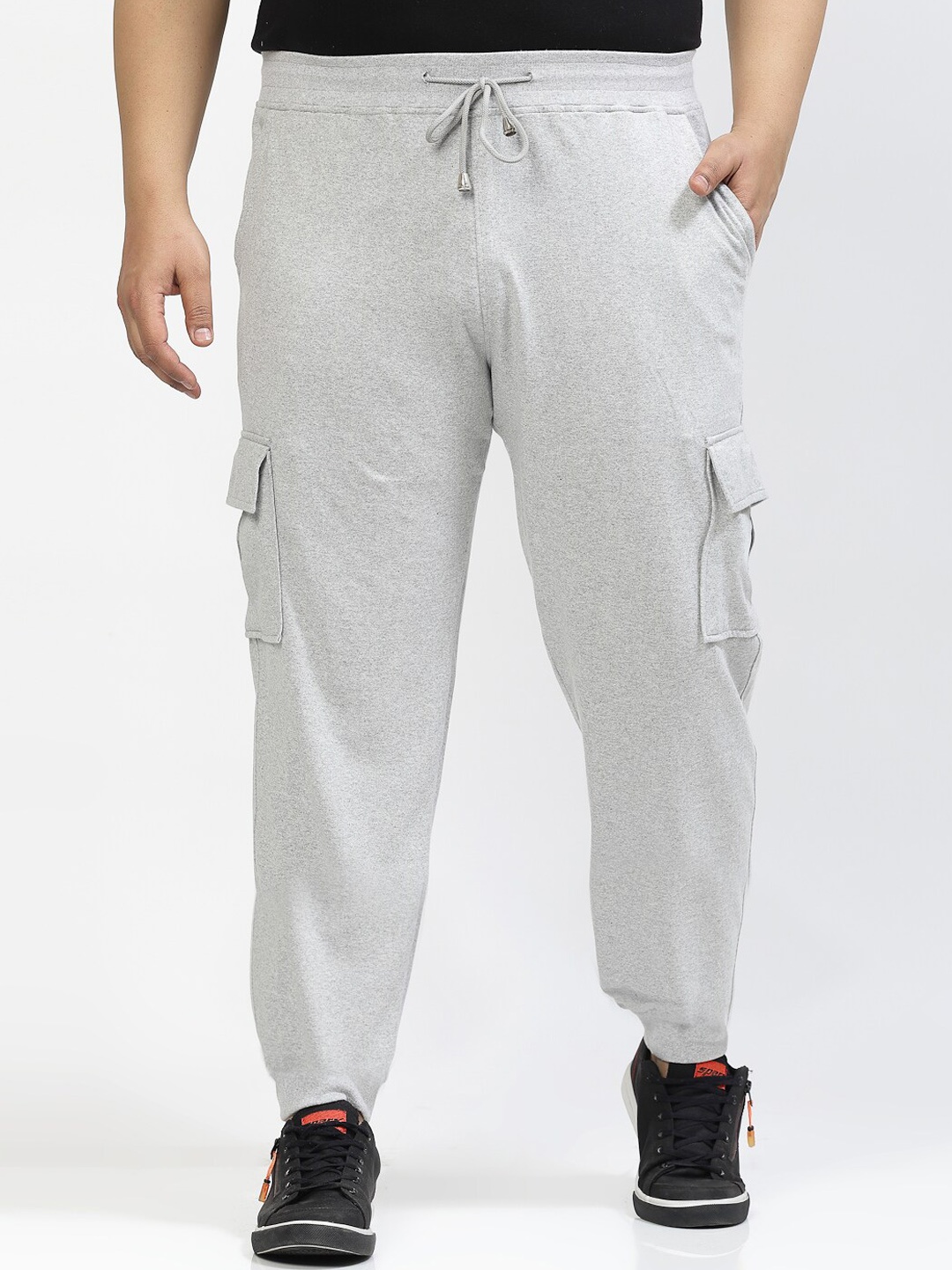 

plusS Men Grey Straight-Fit Joggers