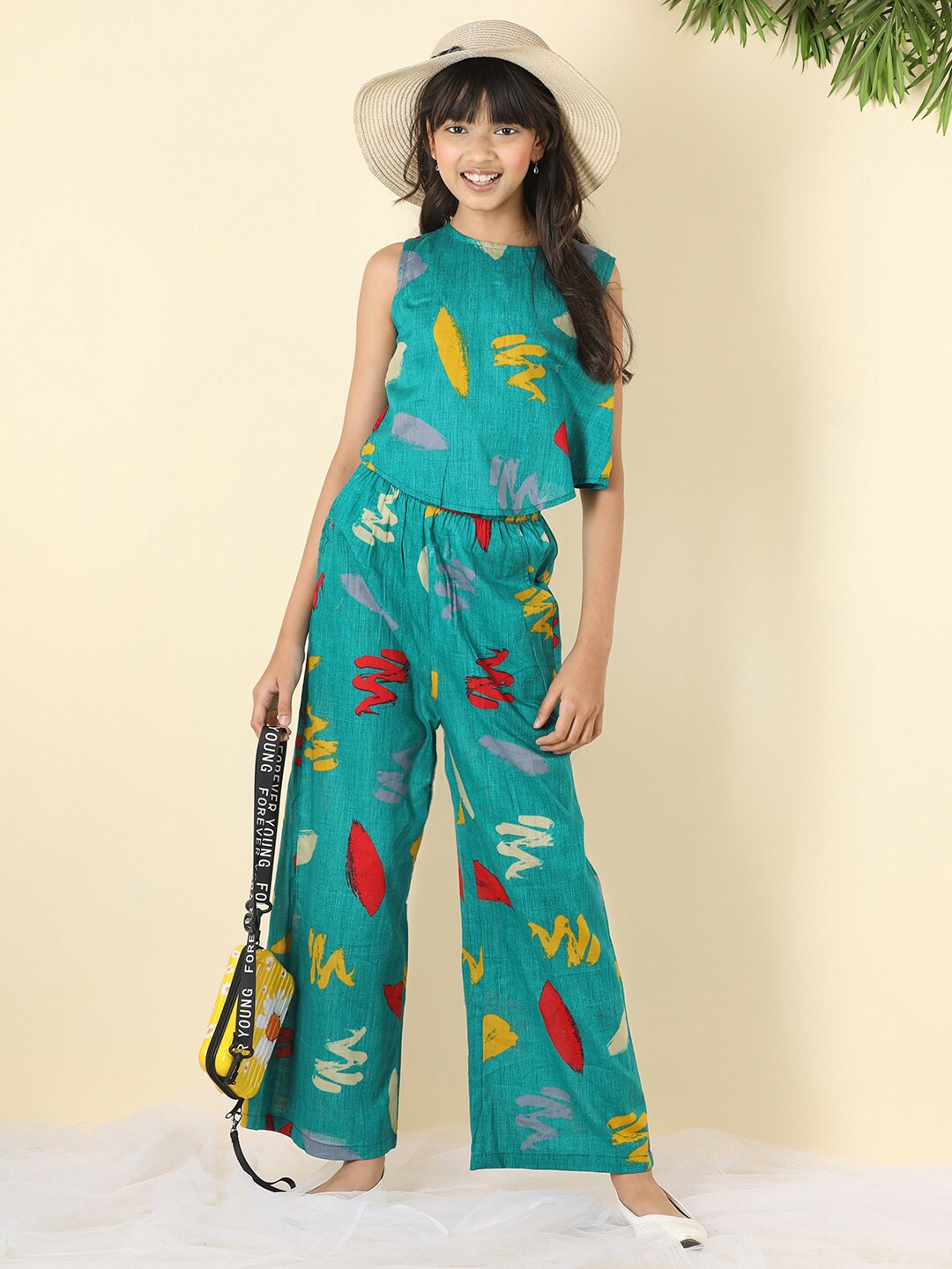 

Cutiekins Girls Aabstract Printed Top with Palazzos, Green