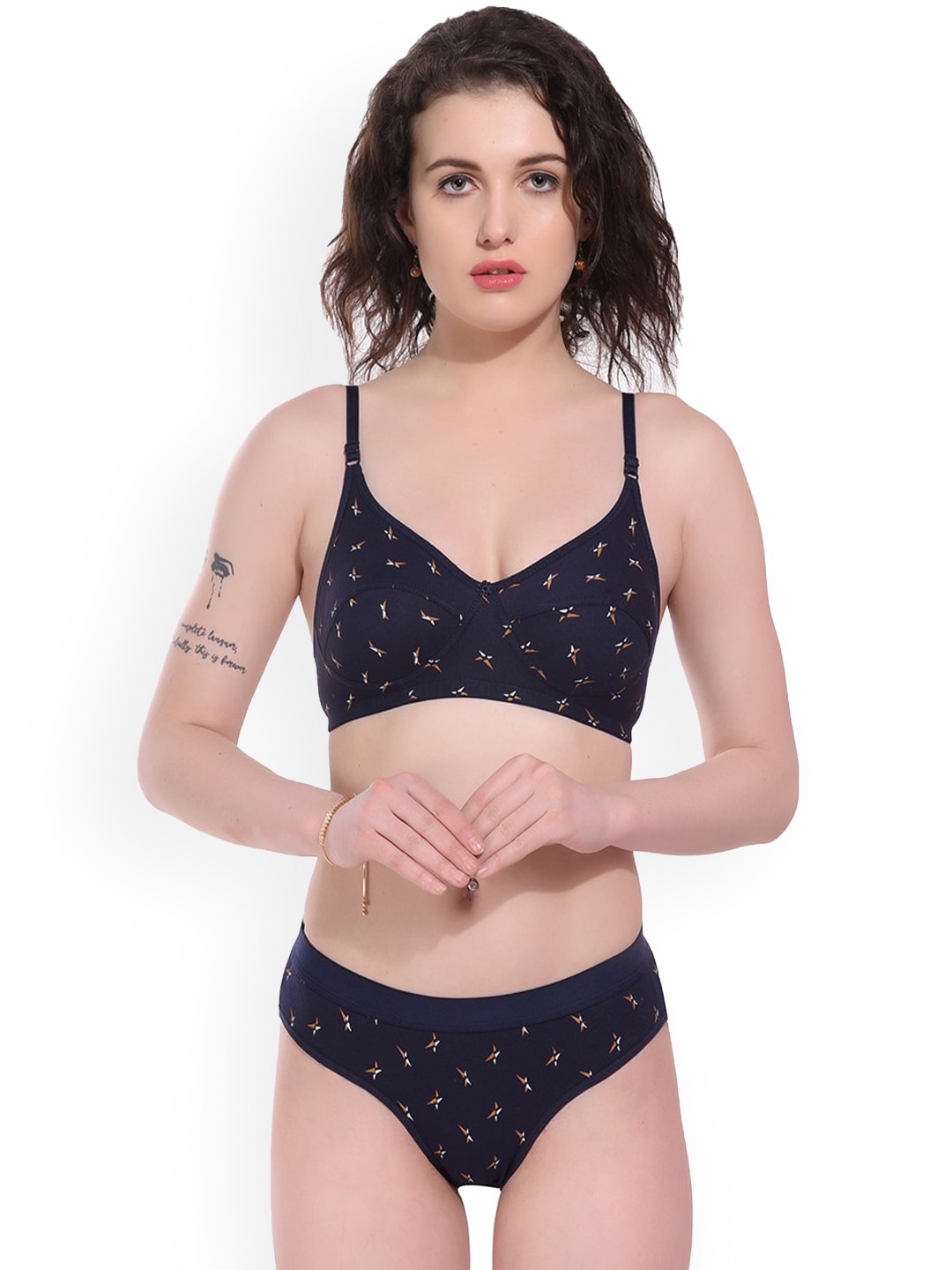 

FiveFlag Printed Non Padded Lingerie Set, Navy blue