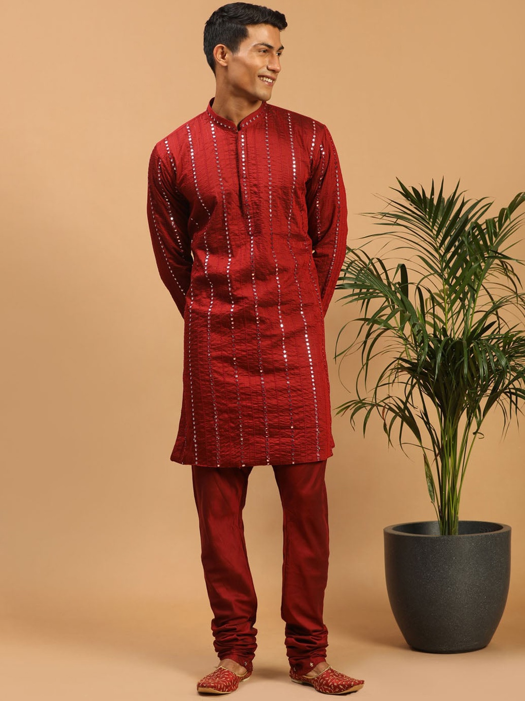 

VASTRAMAY Embroidered Regular Mirror Work Kurta & Churidar, Maroon