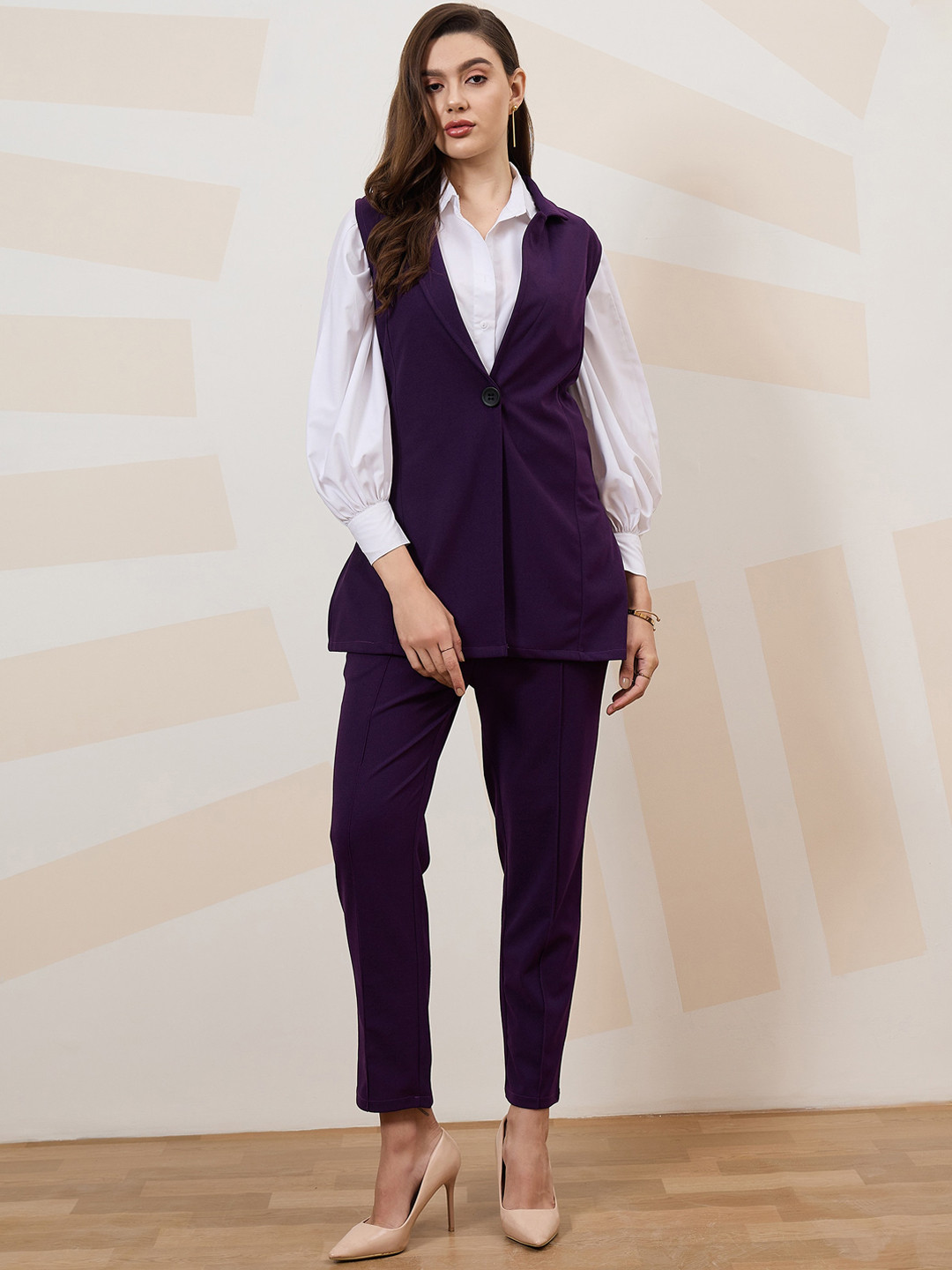 

Athena Immutable V-Neck Sleeveless Slim Fit Blazer With Trousers, Purple