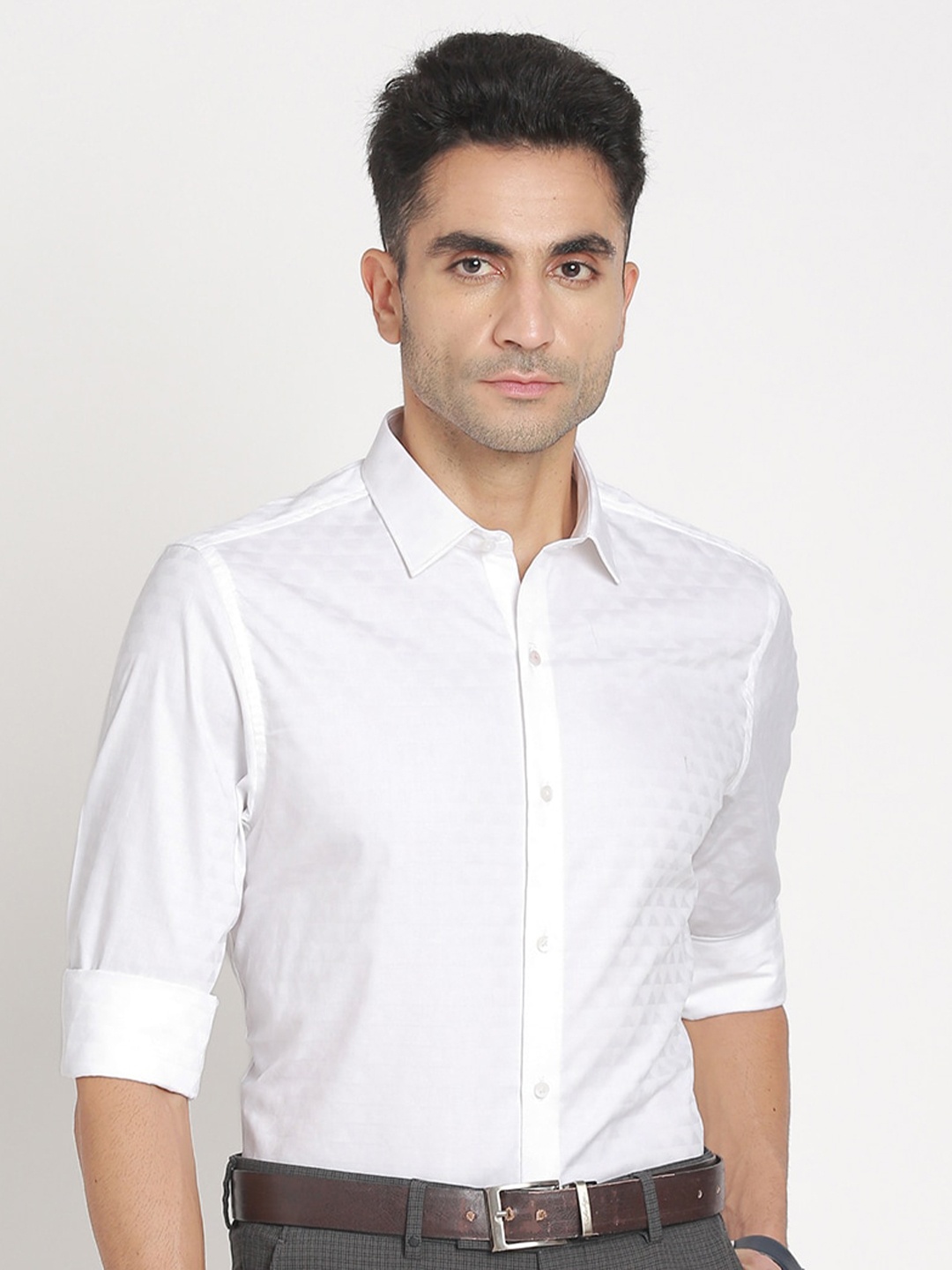 

Turtle Spread Collar Long Sleeves Classic Slim Fit Self Design Cotton Shirt, White
