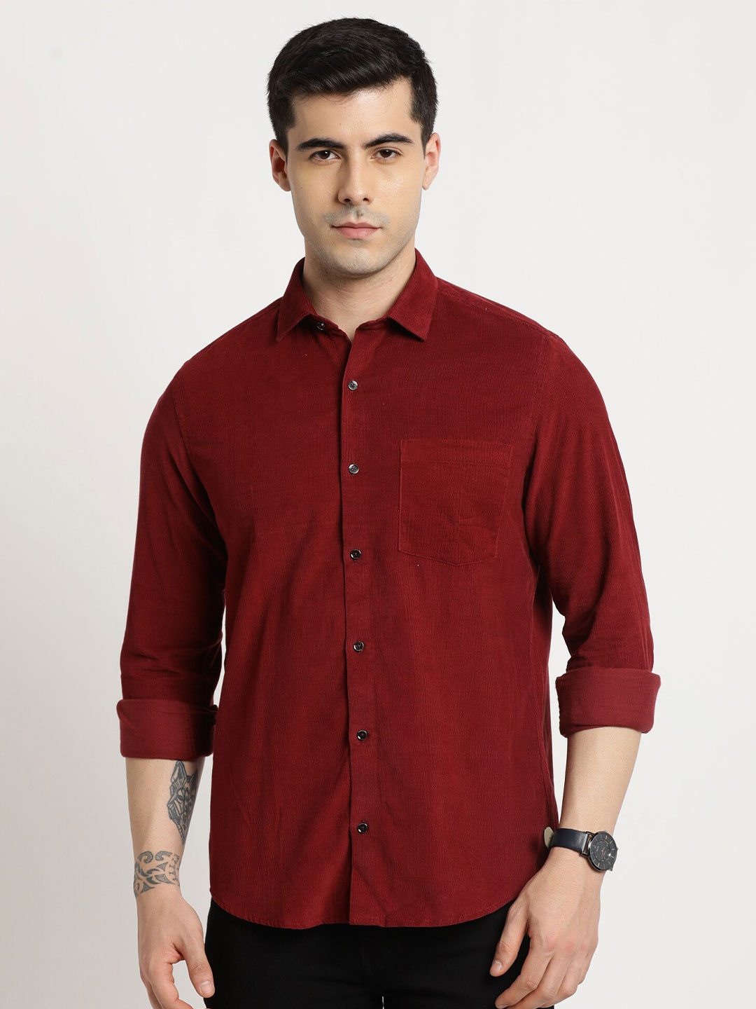 

Turtle Spread Collar Long Sleeves Classic Slim Fit Party Shirt, Red
