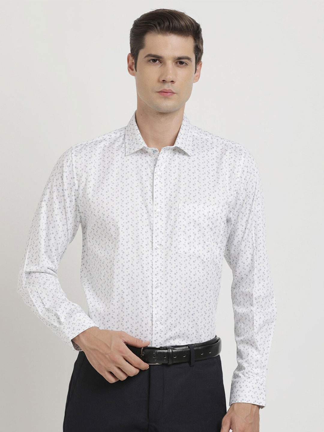 

Turtle Micro Ditsy Printed Classic Slim Fit Cotton Opaque Formal Shirt, White