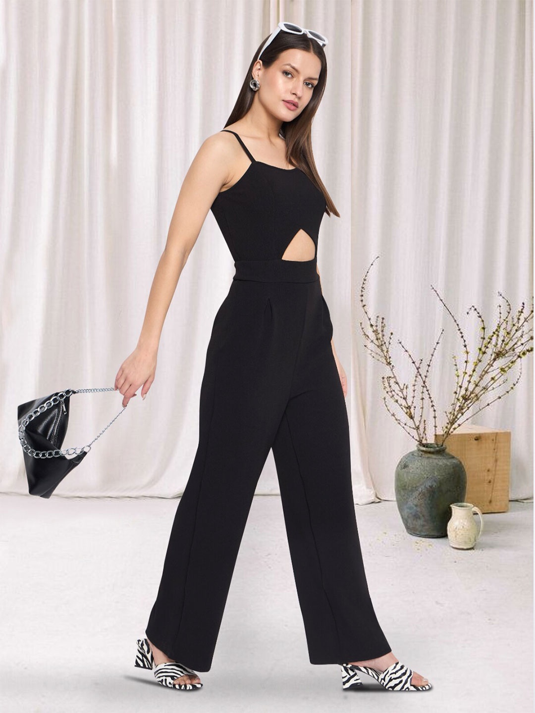 

Martini Shoulder Straps Sleeveless Basic Jumpsuit, Black