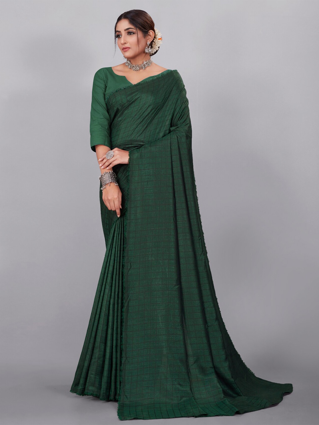

Sanwariya Silk Checked Pure Georgette Saree, Green