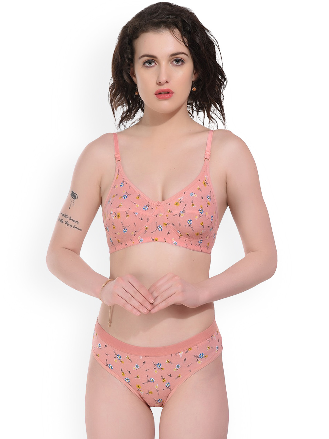 

Nakshu Printed Lingerie Set, Peach