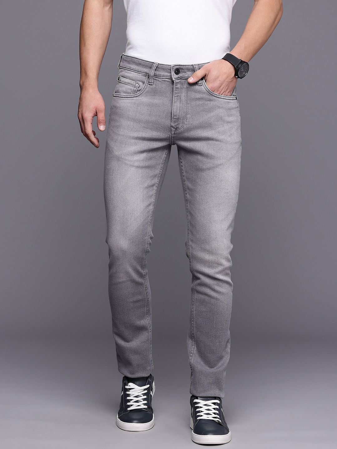 

Louis Philippe Jeans Men Super Slim Fit Heavy Fade Stretchable Jeans, Grey