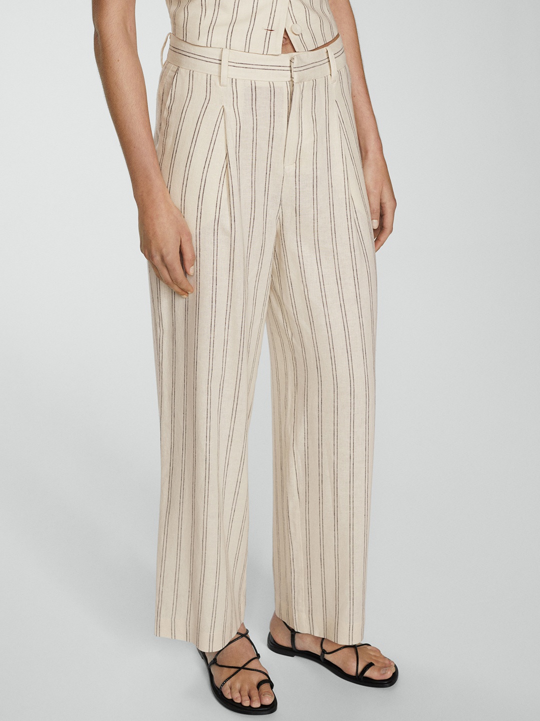 

MANGO Women Striped Straight Fit Pleated Trousers, Beige