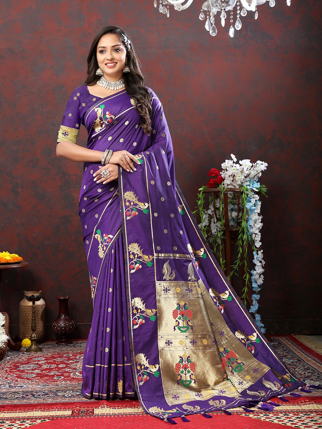 

Mitera Ethnic Motifs Printed Zari Paithani Saree, Purple