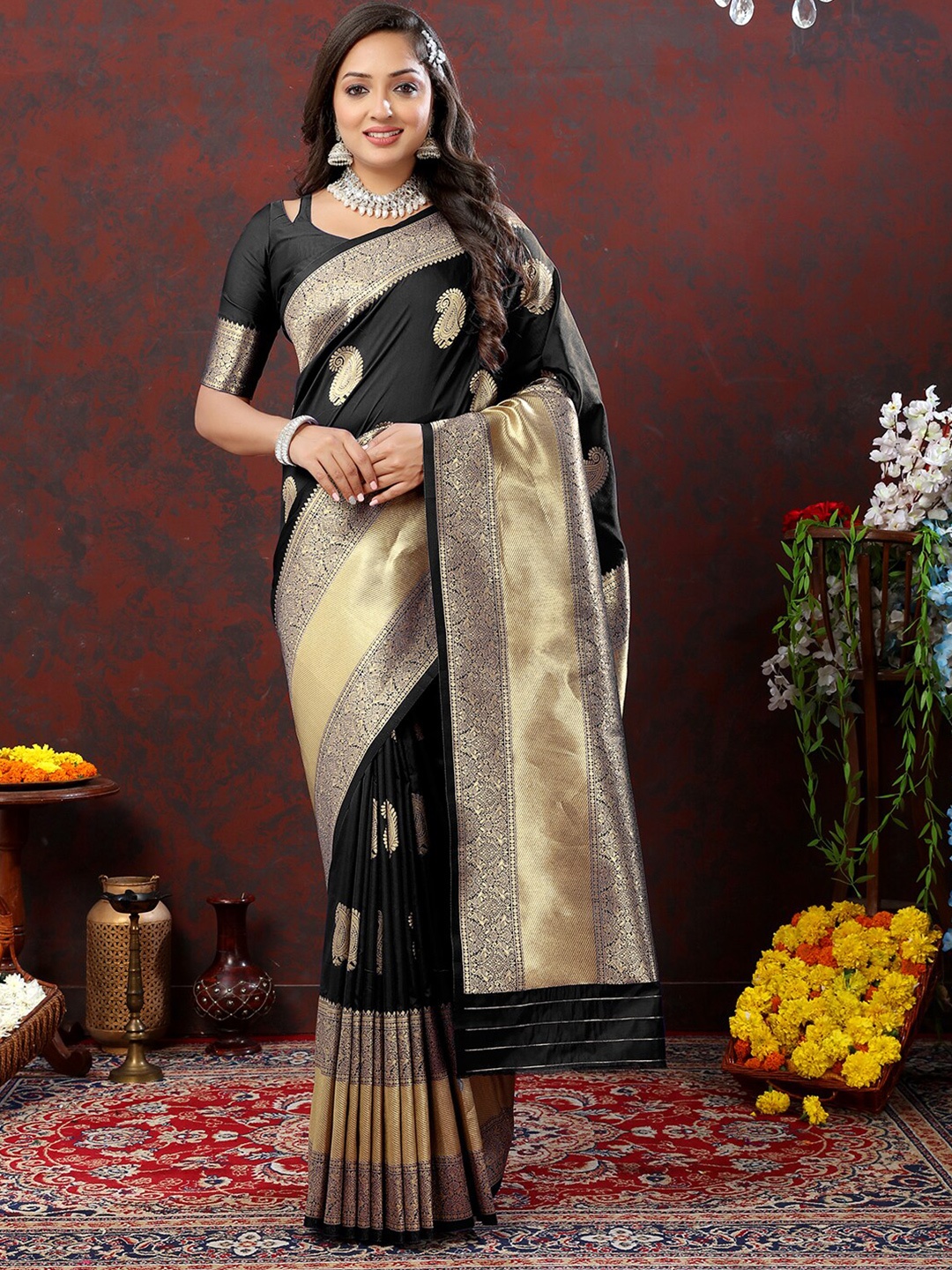 

Mitera Ethnic Motifs Woven Design Zari Banarasi Saree, Black