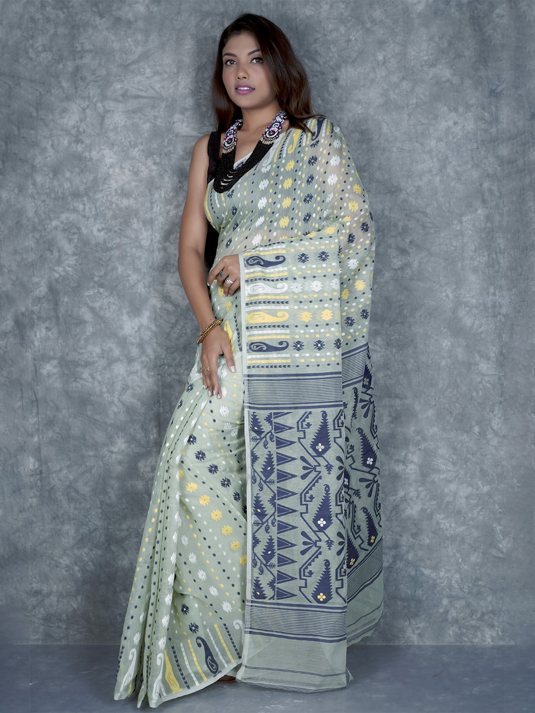 

TANTIAL Ethnic Motifs Woven Design Silk Cotton Jamdani Saree, Grey