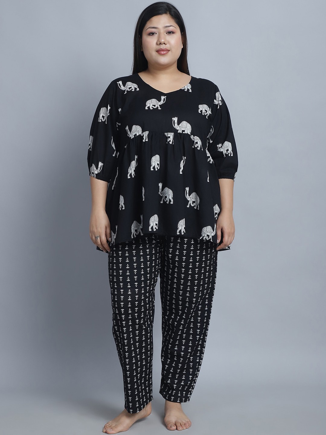 

TAG 7 PLUS Plus Size Floral Printed Pure Cotton Kurti With Pyjamas, Black
