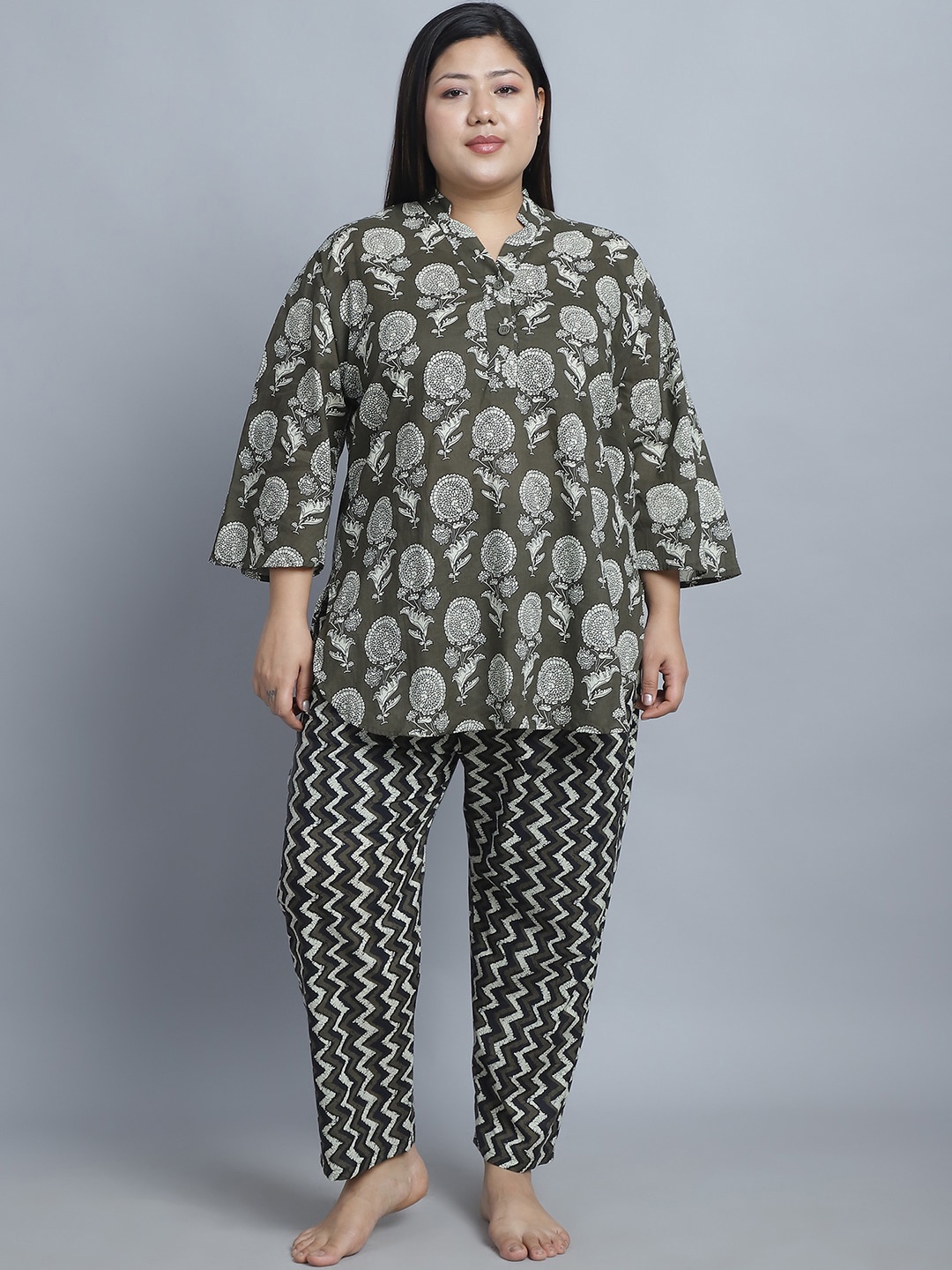 

TAG 7 PLUS Floral Printed Pure Cotton Night suit, Olive